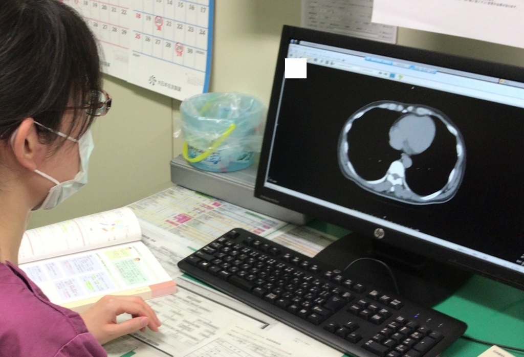 医師体験「船橋二和病院コース」に７名の高校生が参加。