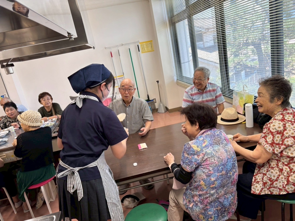 だれでも食堂は色とりどりのメニューを