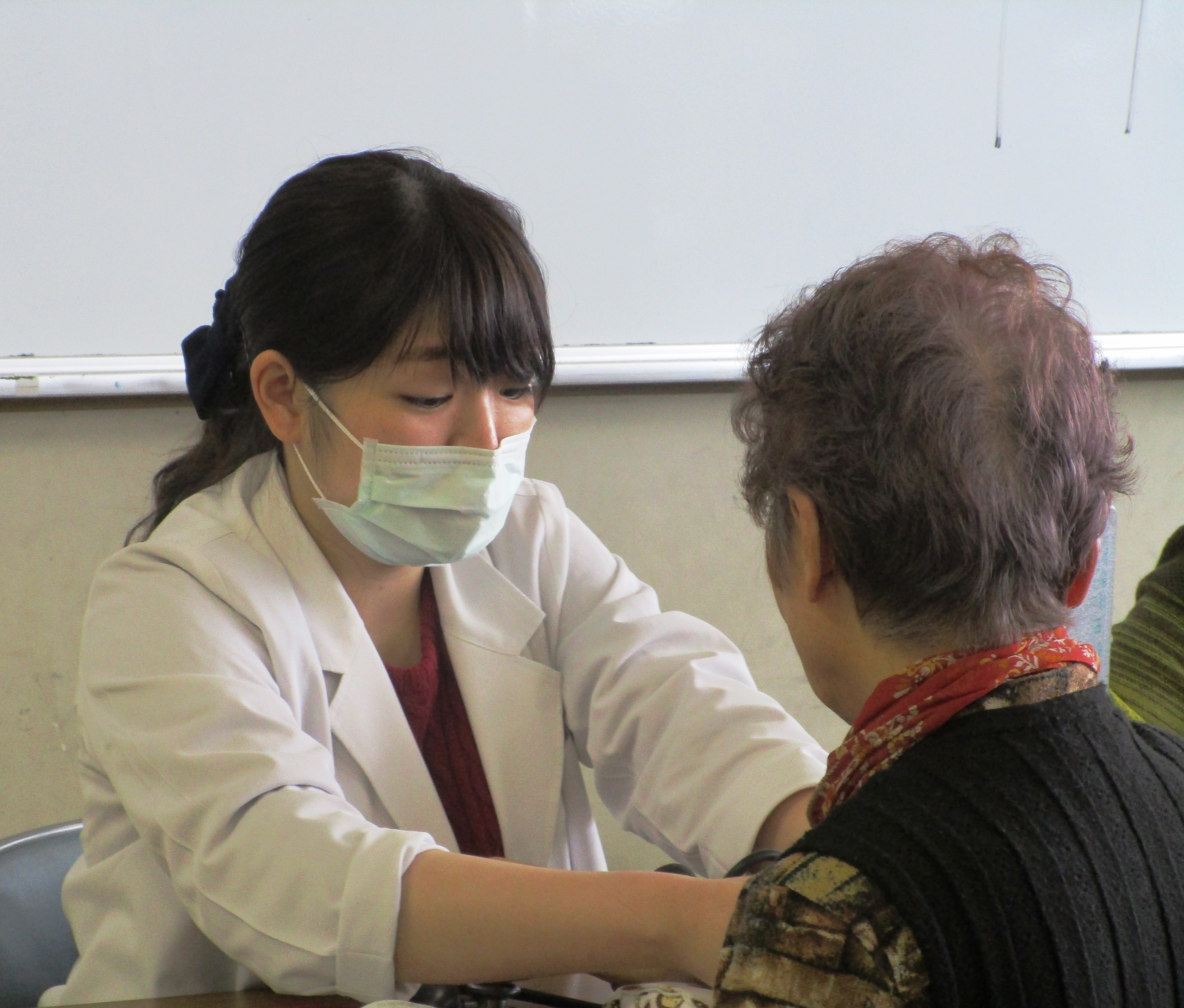 船橋二和病院　研修医の一日「外科研修中」