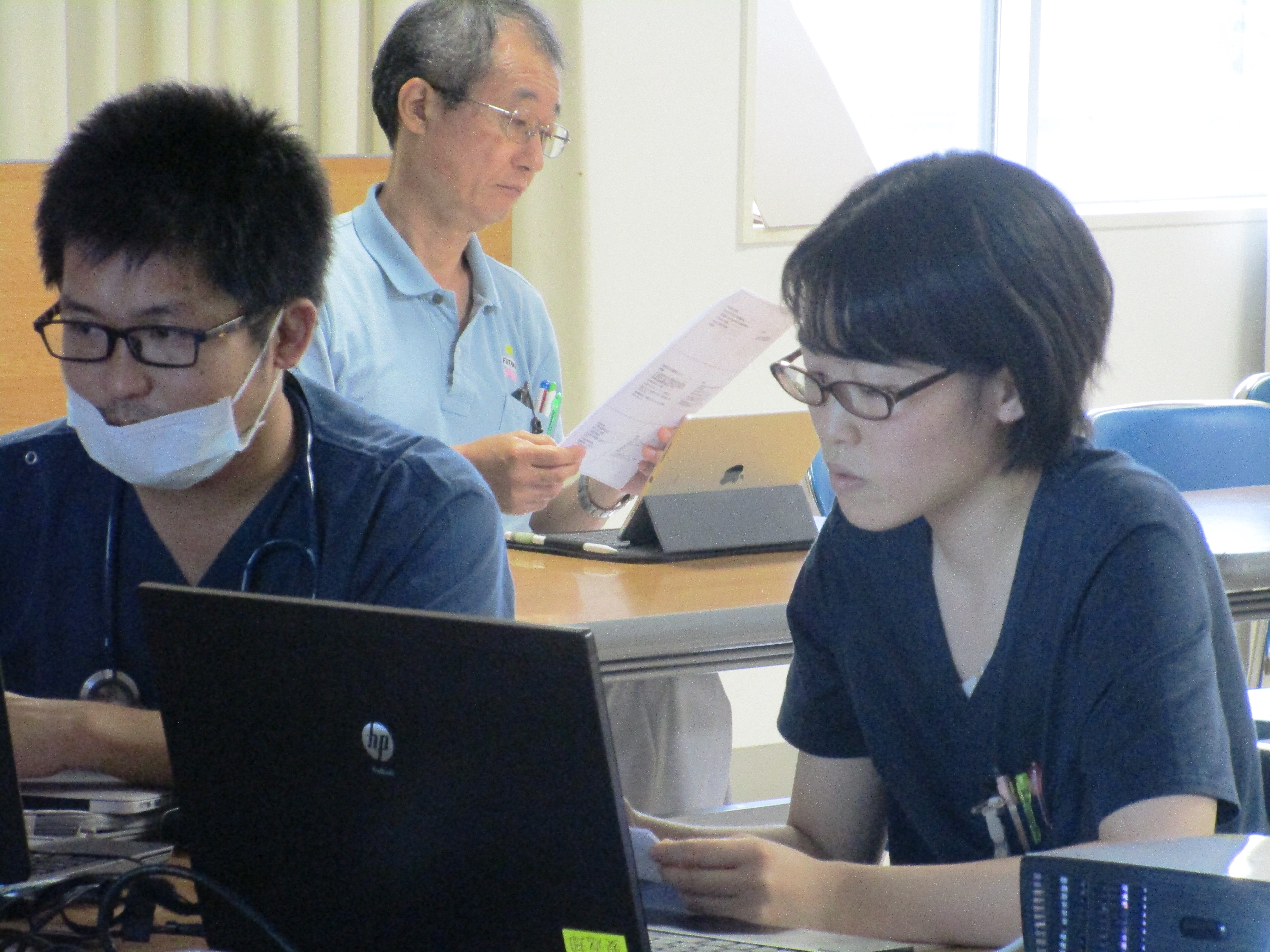 初期研修医の「症例検討会」　珍しい疾病への対応です。